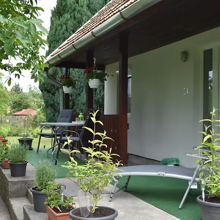 Nardus Vendeghaz Velence